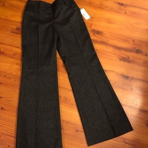 NWT• Versatilite Slacks